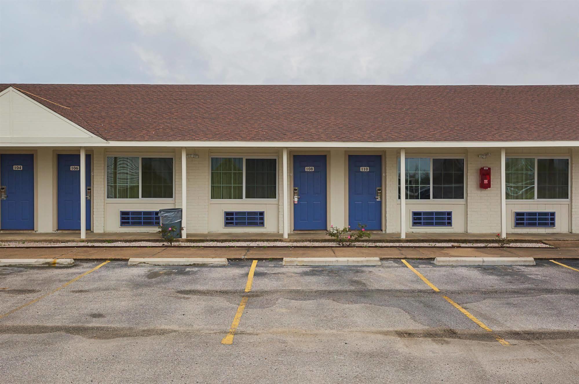 Motel 6-Madisonville, Tx المظهر الخارجي الصورة