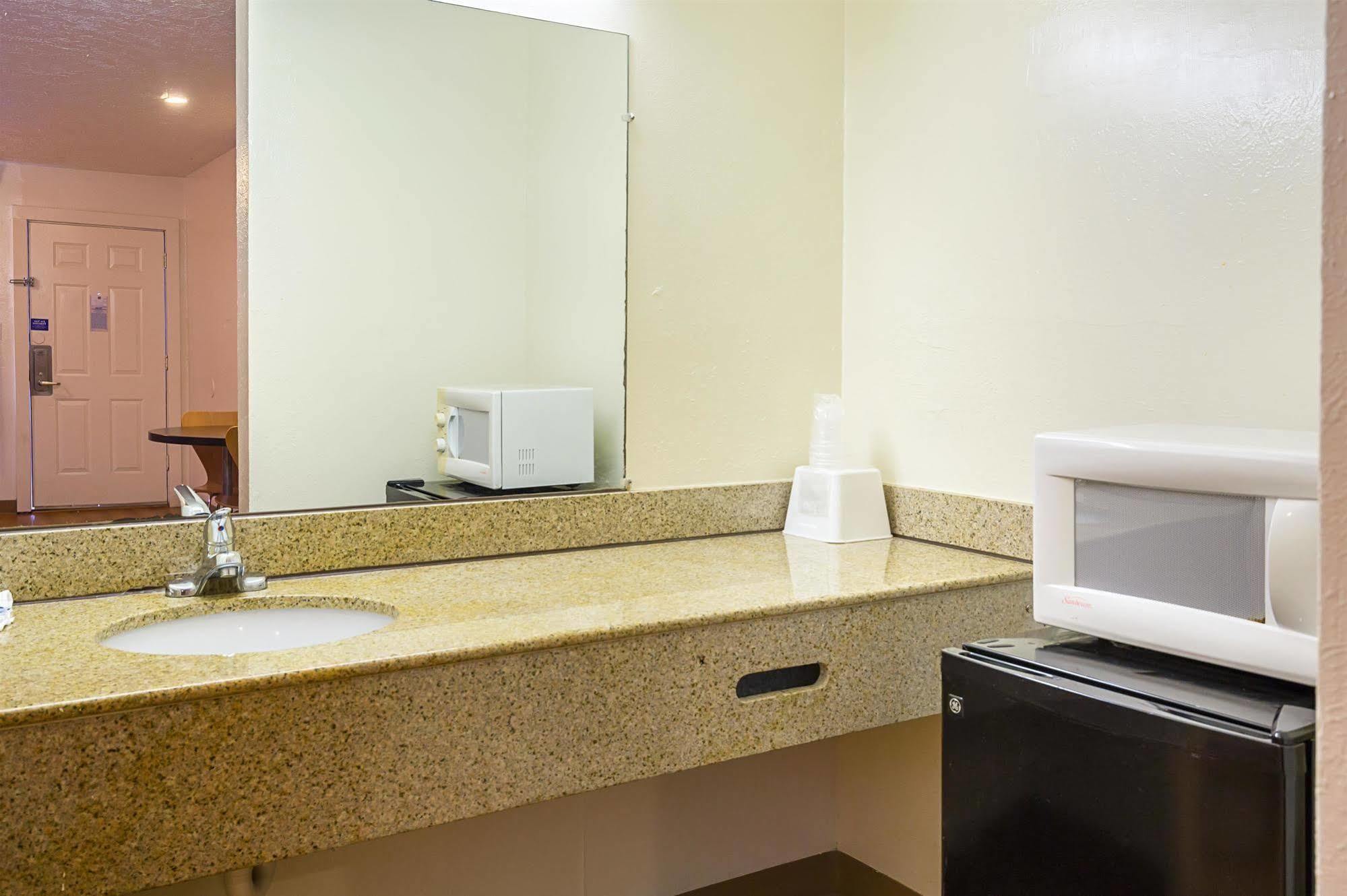 Motel 6-Madisonville, Tx المظهر الخارجي الصورة